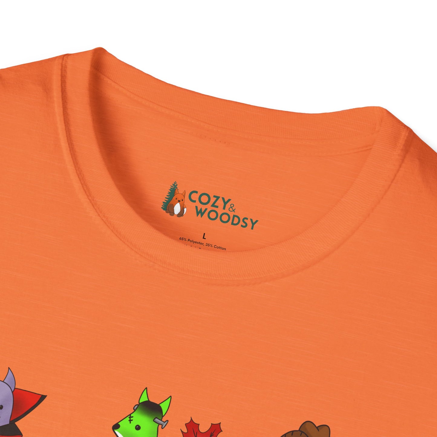 Cozy Halloween Foxes | Unisex Softstyle T-Shirt