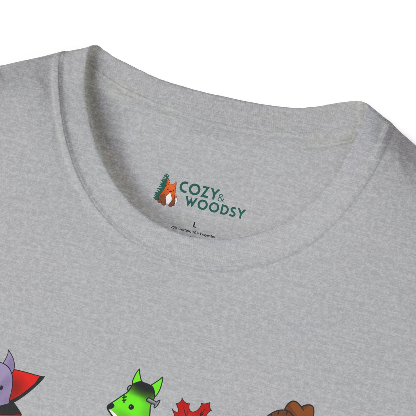 Cozy Halloween Foxes | Unisex Softstyle T-Shirt