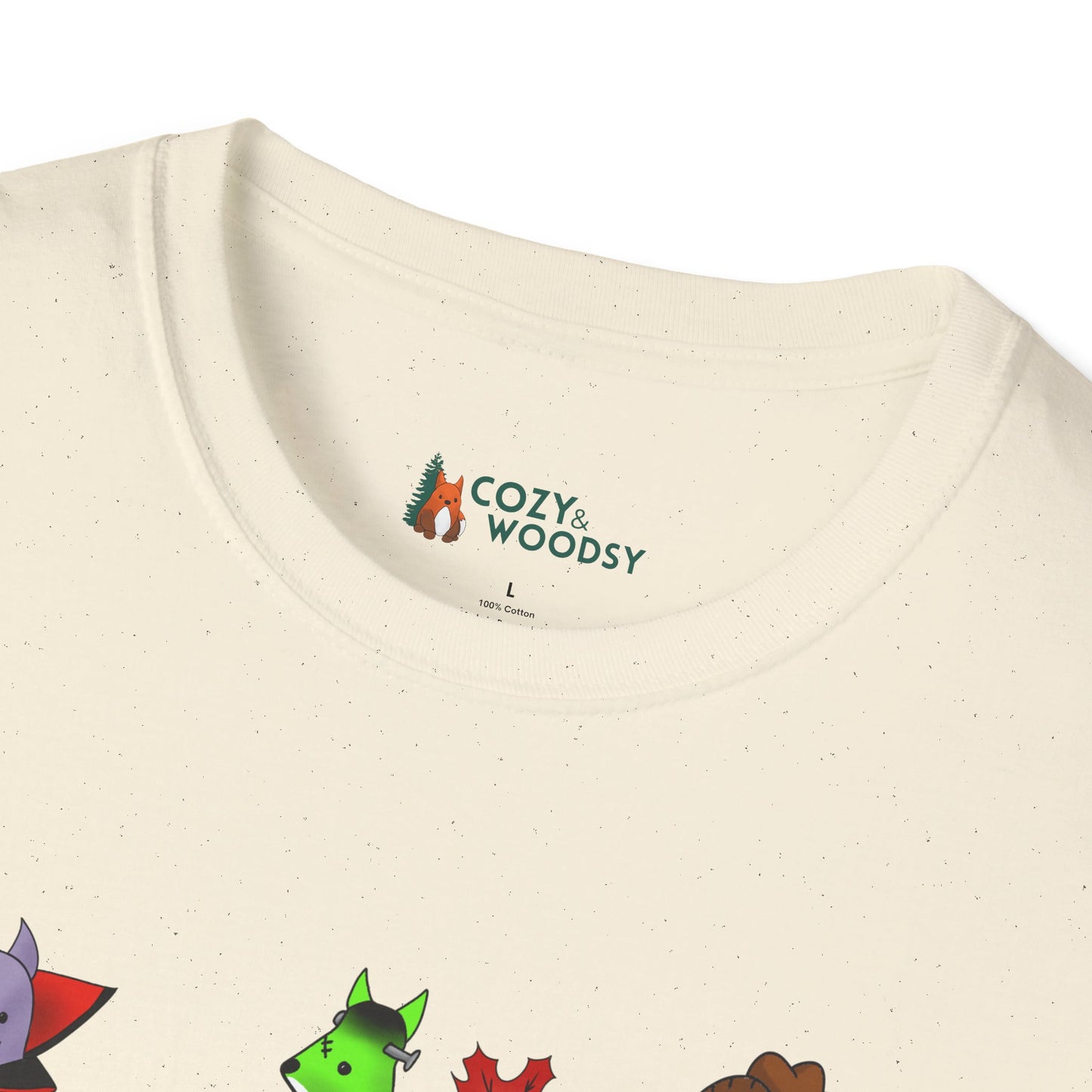 Cozy Halloween Foxes | Unisex Softstyle T-Shirt
