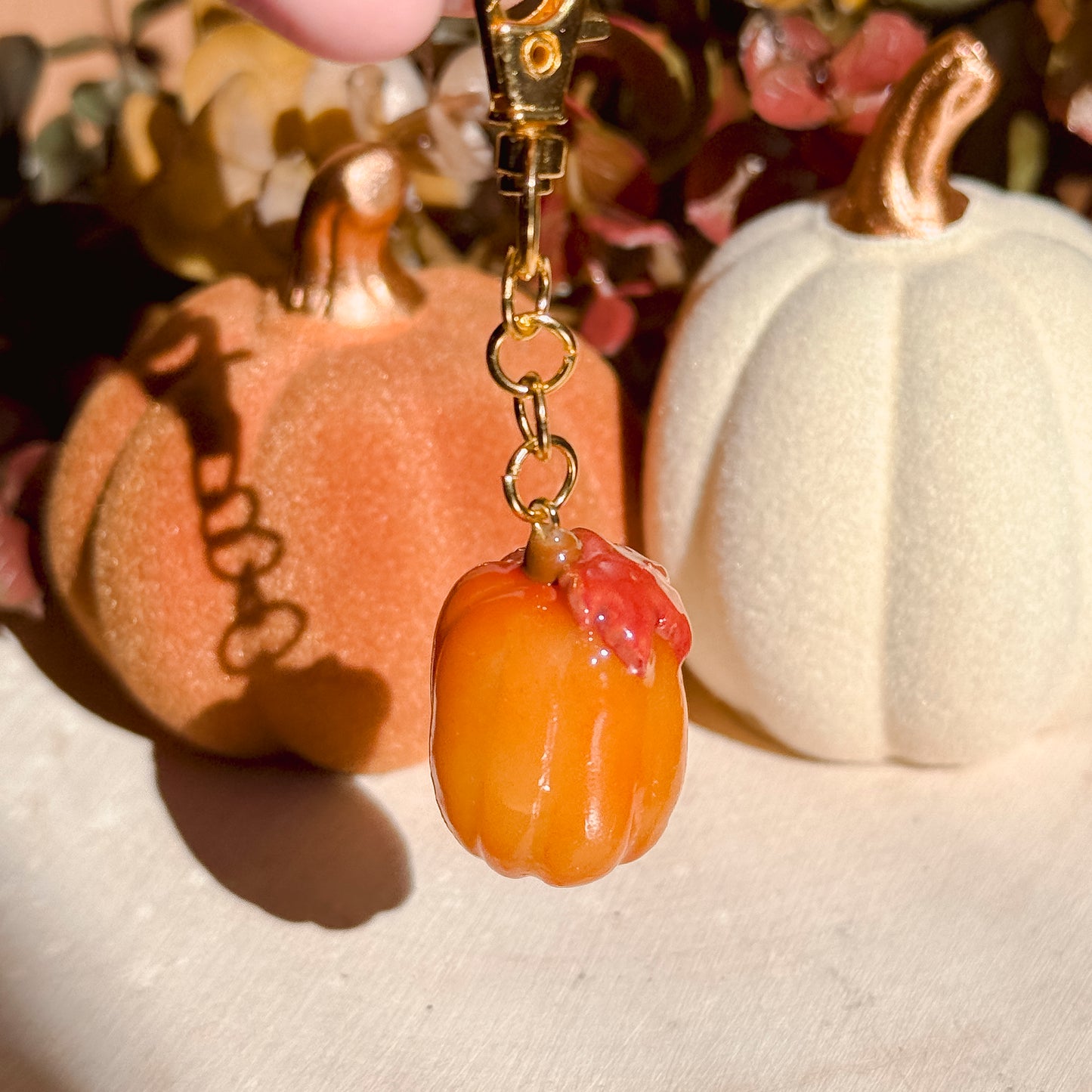 Cozy Pumpkin Keychain | Keychains