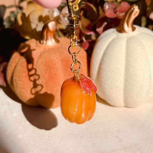 Cozy Pumpkin Keychain | Keychains