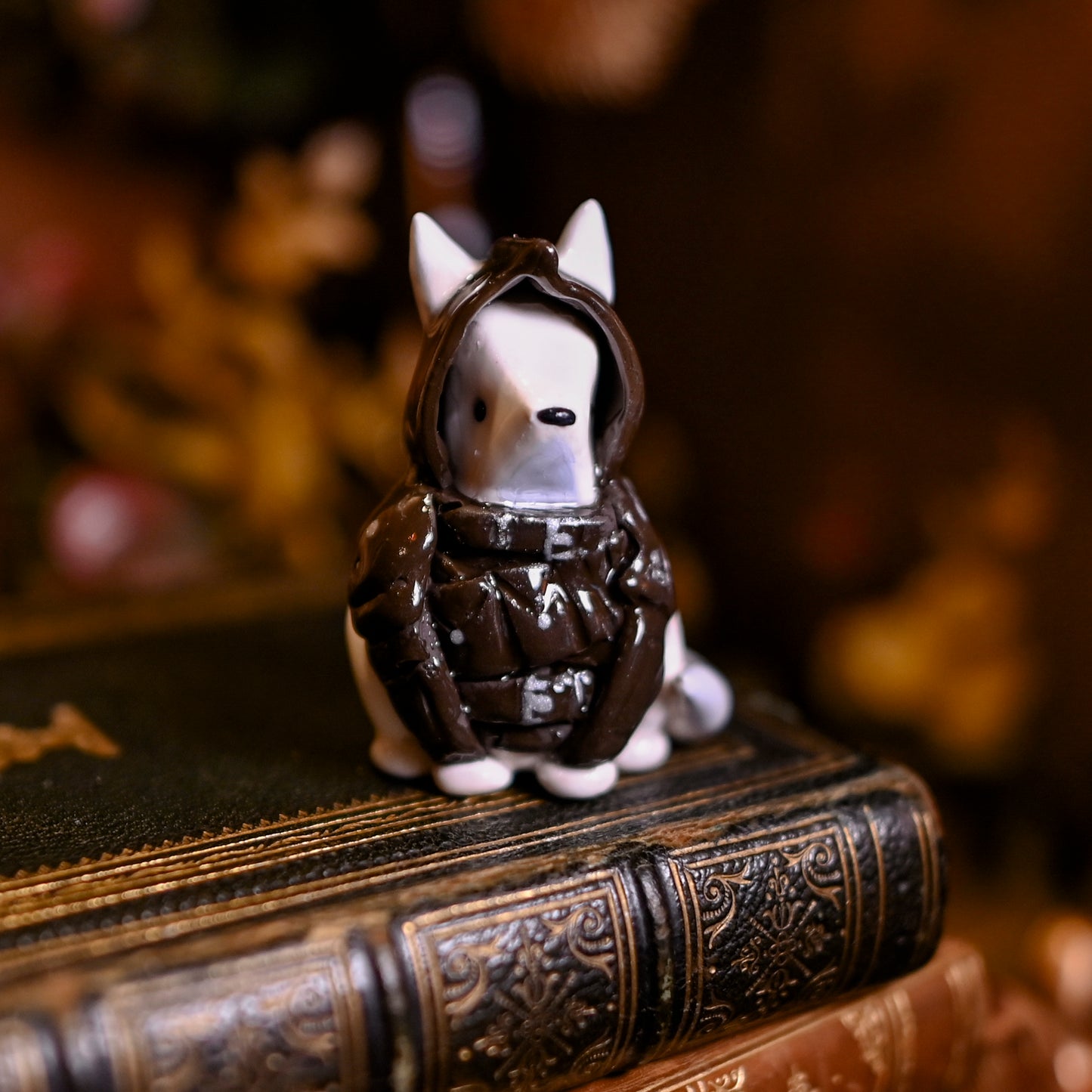PREORDER: Thief Fox | FANTASY FOX | Bookshelf Decor + Desk Friend