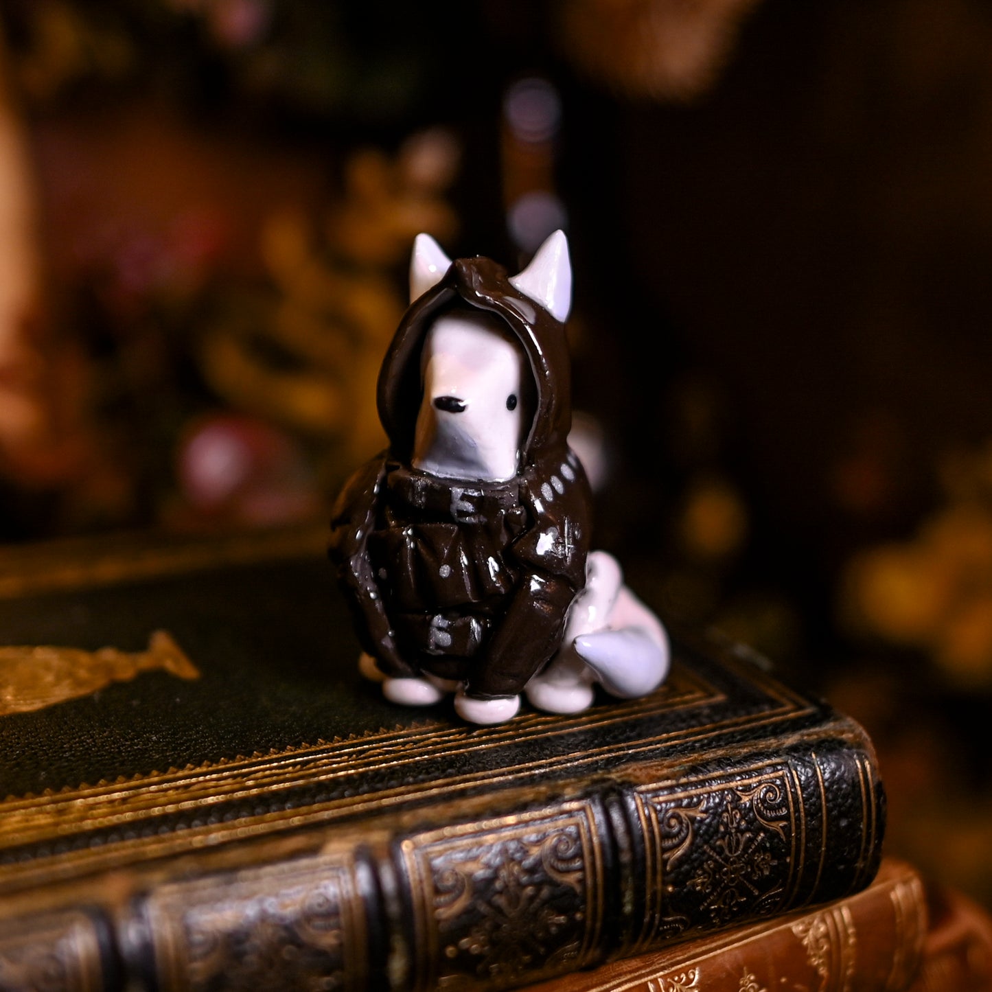 PREORDER: Thief Fox | FANTASY FOX | Bookshelf Decor + Desk Friend