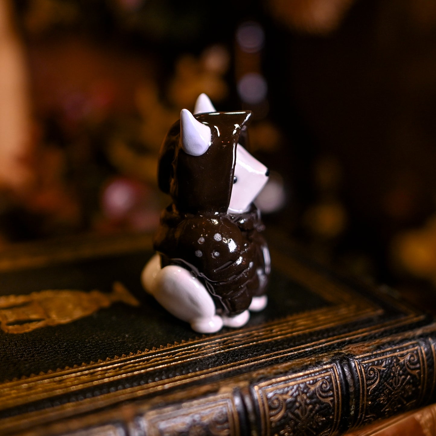 PREORDER: Thief Fox | FANTASY FOX | Bookshelf Decor + Desk Friend